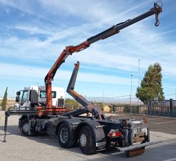 RENAULT D320 6X2 GANCHO Y GRUA lleno
