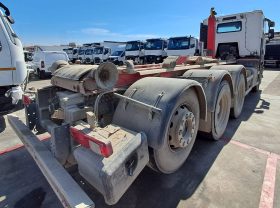 RENAULT C44 8X4 GANCHO HIAB