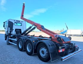 RENAULT C44 8X4 GANCHO HIAB