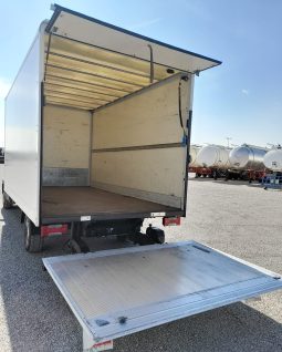 IVECO DAILY 35S16 PLATAFORMA ELEVADORA lleno