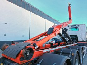 RENAULT C44 8X4 GANCHO HIAB