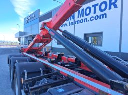 RENAULT C44 8X4 GANCHO HIAB lleno
