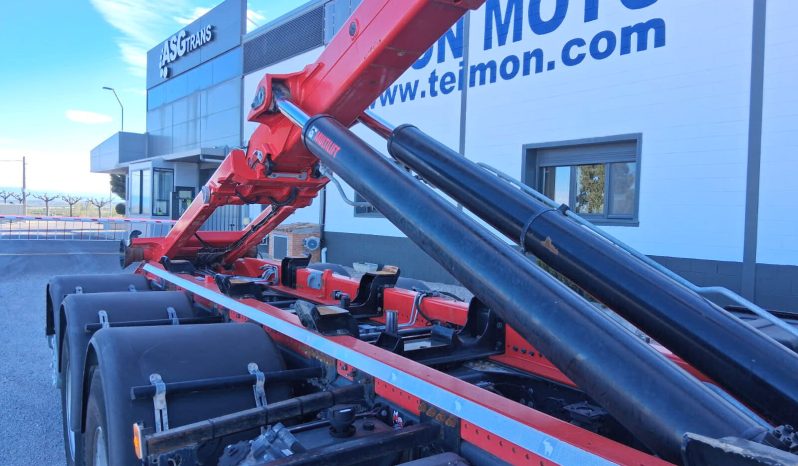 RENAULT C44 8X4 GANCHO HIAB lleno