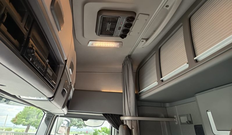 RENAULT T520 HIGH MAXISPACE RETARDER lleno